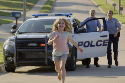 The little girl ran to a police car, crying, “Please come home with me, my mom, she…” — the officers hurried after her and uncovered a horrifying truth…