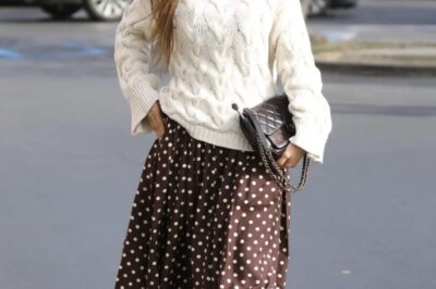 My life is a mess.” She continued that at the time she was a single mom to two 3-year-old twins and, after speaking to her mentor Louise Hay, she told Lopez,