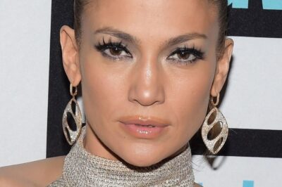 Jennifer Lopez: Glowing skin makes me feel confident
