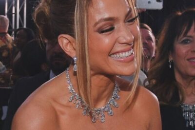 Jennifer Lopez dropped a new set of Instagram selfies that stopped fans mid-scroll.