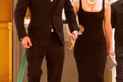 Jennifer Lopez and Ben Affleck Reunite at L.A. Mall with His Son Sam to Shop for Holiday Gifts for His Kids